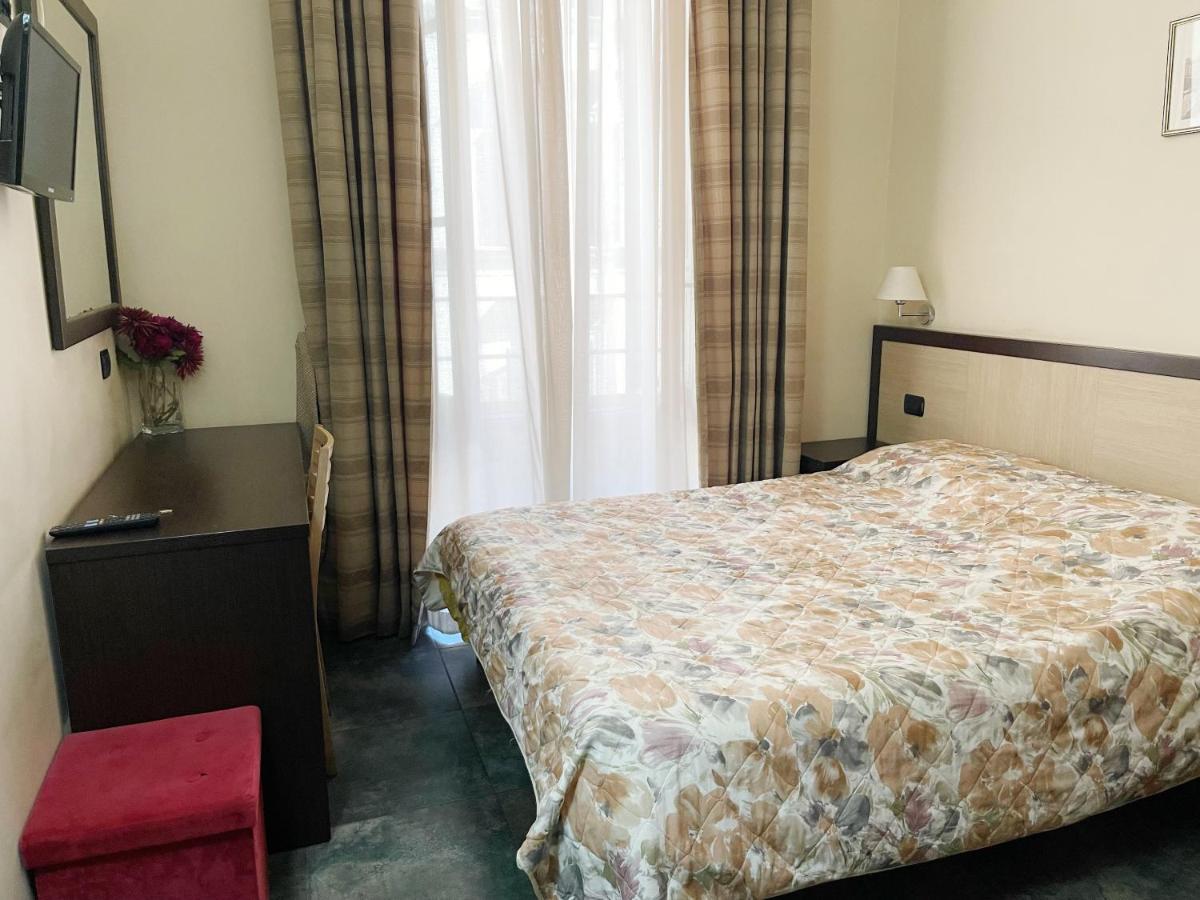 로마 클라리안 아피트카메레 B&B 외부 사진